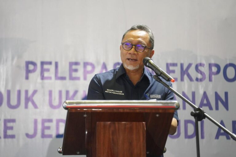 Zulhas Lepas Perdana Ekspor 22 Produk Mamin UMKM