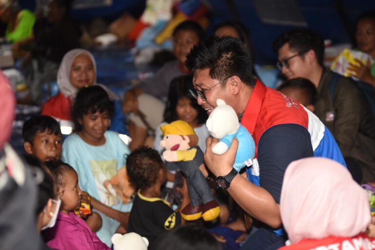 Relawan Perwira Pertamina Peduli Pulihkan Trauma Anak-Anak Plumpang