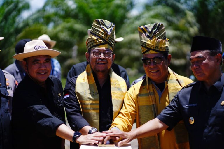 Wujudkan Susu dan Daging Berdaulat, Mentan SYL Launching Integrasi Sapi- Sawit