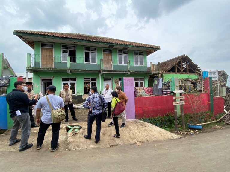 Kemenag Salurkan Rp13,2 M untuk Madrasah Terdampak Gempa Cianjur