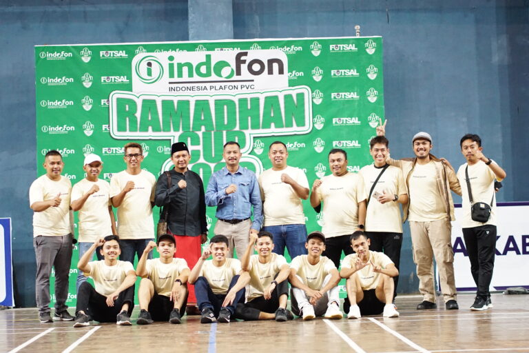Serahkan Piala, Adit Setiawan Bakal Jadikan Turnamen Futsal Indofon Ramadhan Cup Event Tahunan