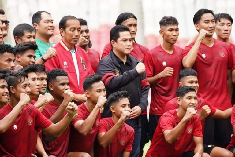 Cek Latihan Timnas U22, Erick Thohir Siap Tempur di SEA GAMES