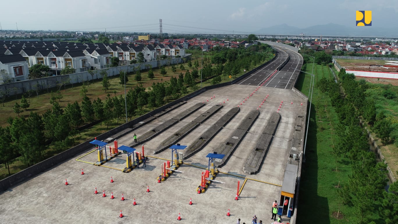 Kurangi Kepadatan Tol Padalarang-Cileunyi, Kementerian PUPR Fungsikan Akses Tol Gedebage