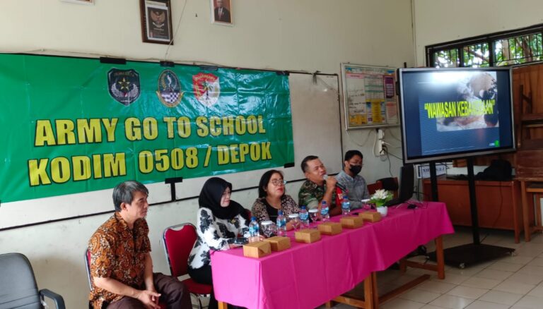 Lewat Program Army Go To School, Koramil Cimanggis Depok Tingkatkan Nasionalisme Generasi Muda