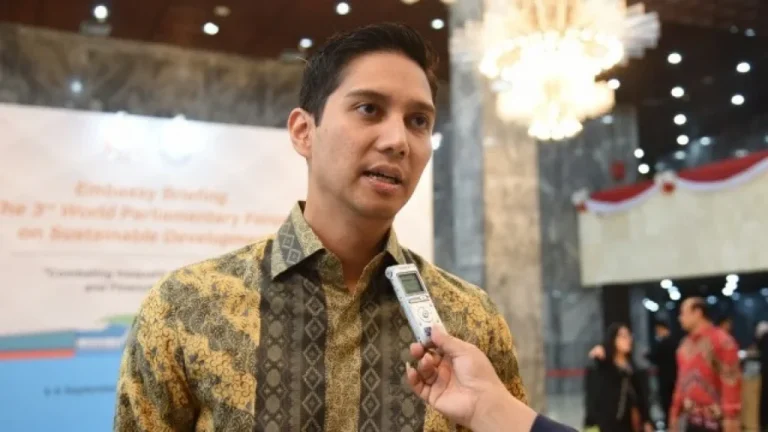 Prabowo Unggul di Survei LSI, Budisatrio: Capres Tak Bisa Ditawar Lagi!