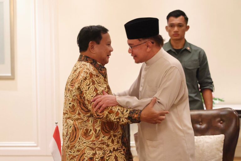 Momen Akrab Prabowo Temui PM Malaysia Anwar Ibrahim