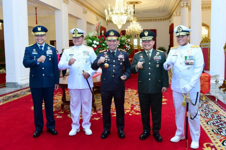 Kapolri Intruksikan Seluruh Jajaran Pertahankan dan Perkuat Sinergisitas TNI-Polri