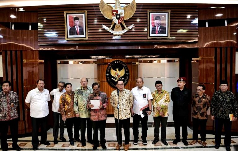 Polemik Ponpes Al Zaytun, Ridwan Kamil Serahkan Laporan Tim Investigasi ke Menko Polhukam