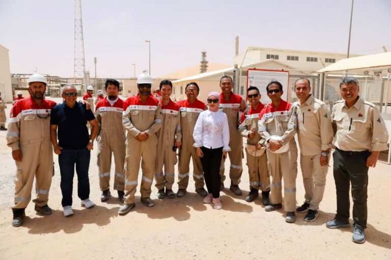 Perjalanan Mencari Energi Hingga ke Gurun Sahara
