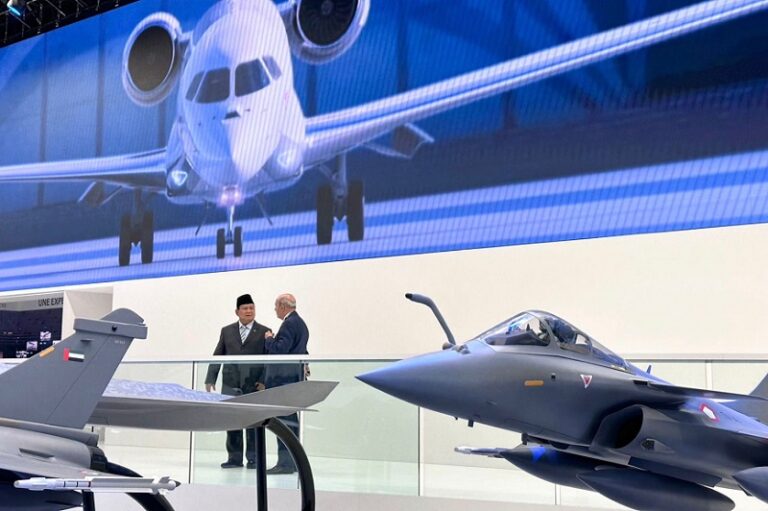 Kunjungi Paris, Prabowo Saksikan Pameran Pesawat Tempur