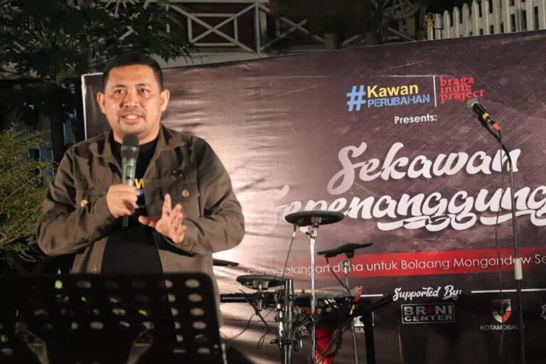 Sebut Gibran ‘Anak Ingusan’, Aktivis: Panda Nababan Melakukan Serangan Politik atas Kaum Muda