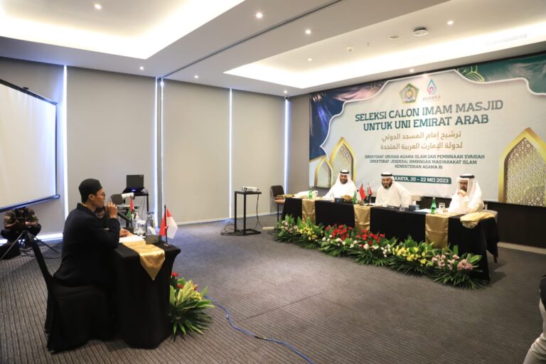 44 Hafidz Indonesia Terpilih jadi Imam Masjid di Uni Emirat Arab
