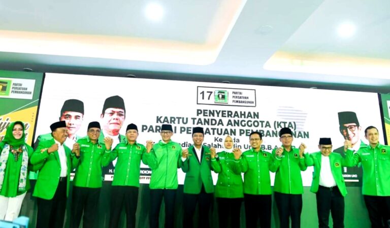 Sah! Sandiaga Uno Resmi Gabung PPP