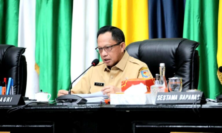 Mendagri Minta Kepala Daerah Turun ke Pasar dan Aktifkan Satgas Pangan