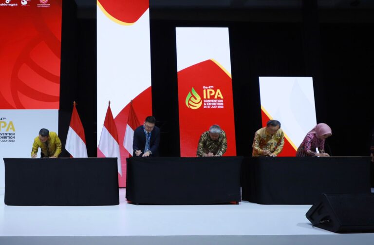 Sah! Pertamina dan Petronas Tandatangani Perjanjian Jual Beli dengan Shell untuk 35 Persen Kepemilikan di Blok Masela