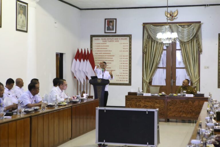 Antisipasi El Nino, SYL Minta Kadis Pertanian Se Jatim Kejar Tanam Padi