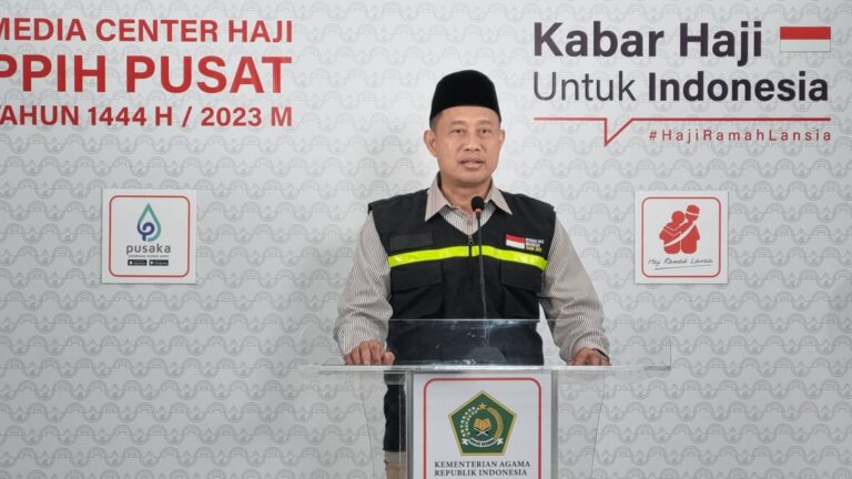 7.131 Jemaah Tiba di Tanah Air
