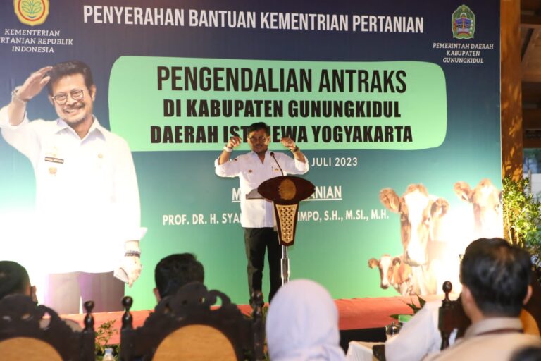 SYL Acungi Jempol Pemkab Gunungkidul Karena Berhasil Tangani Antraks