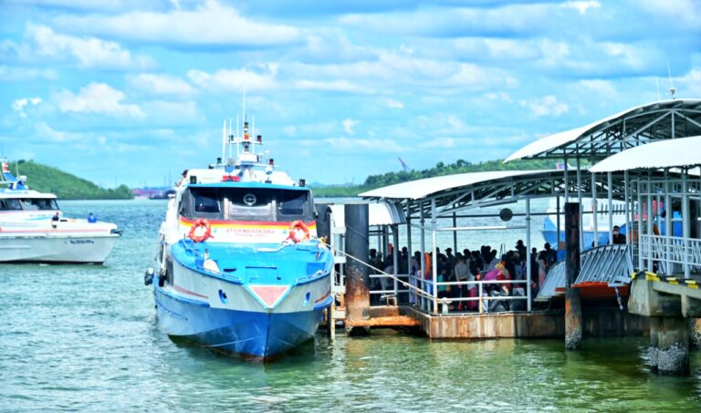 Kunjungi Batam, Menhub Bahas Penataan Pelabuhan