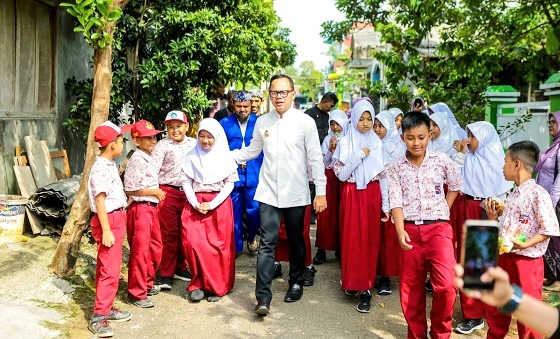 Gunakan Konsep Green Building, Pembangunan Sekolah Satu Atap di Bogor Capai 97 Persen