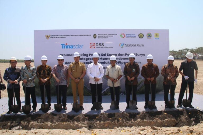 Dukung Transformasi Menuju EBT, Menperin Resmikan Groundbreaking Industri Sel dan Panel Surya Terintegrasi Pertama di Indonesia