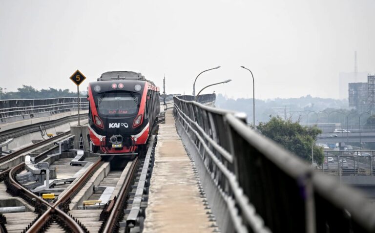 Pemerintah Beri Subsidi Tarif LRT Jabodebek