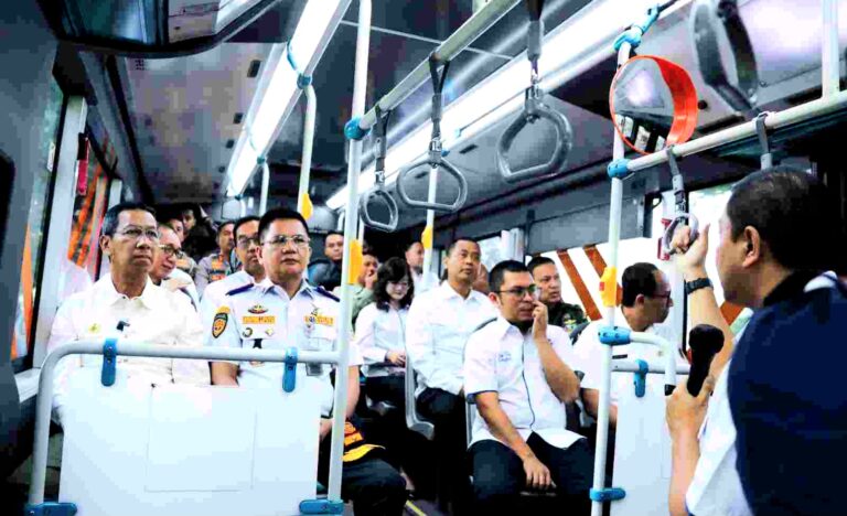 Tekan Polusi Udara, Pemprov DKI Jakarta Dorong Penggunaan Transportasi Umum
