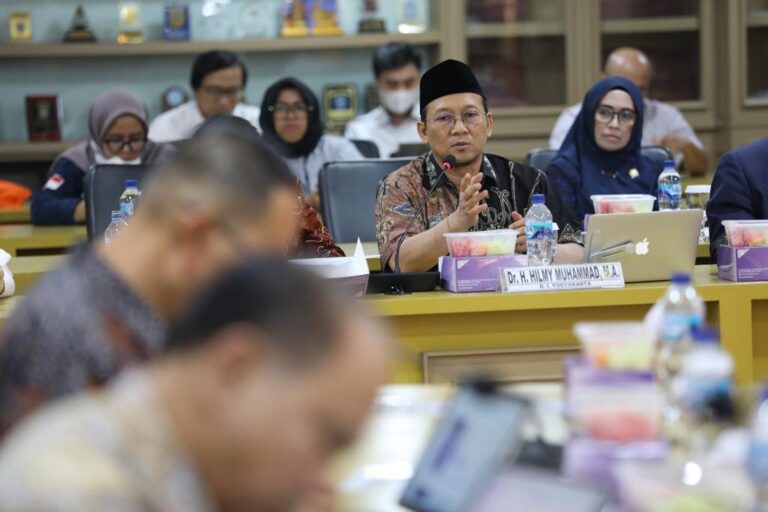 Jokowi Ngaku Pegang Data Intelijen Terkait Parpol, Gus Hilmy: Maksudnya Buat Nakut-Nakuti