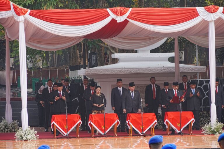 Pimpin Doa Upacara, Menag Sebut Takdir Tuhan Selamatkan Pancasila