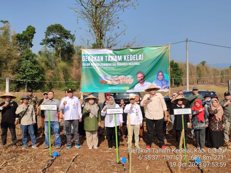 Cianjur Siap Jadi Sentra Kedelai di Jawa Barat