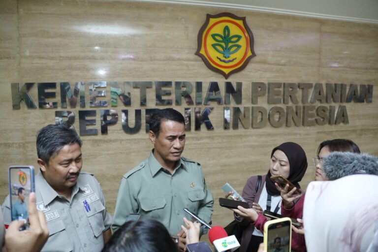 Mentan Amran Minta Kepala Dinas se-indonesia Kawal Produksi Beras Tahun Ini