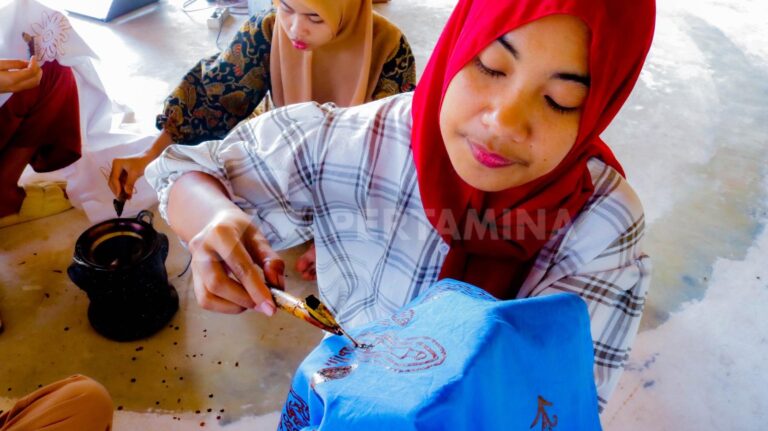 Lengkapi Kain Nusantara, Batik Sasambo NTB Hadir di Pertamina SMEXPO 2023