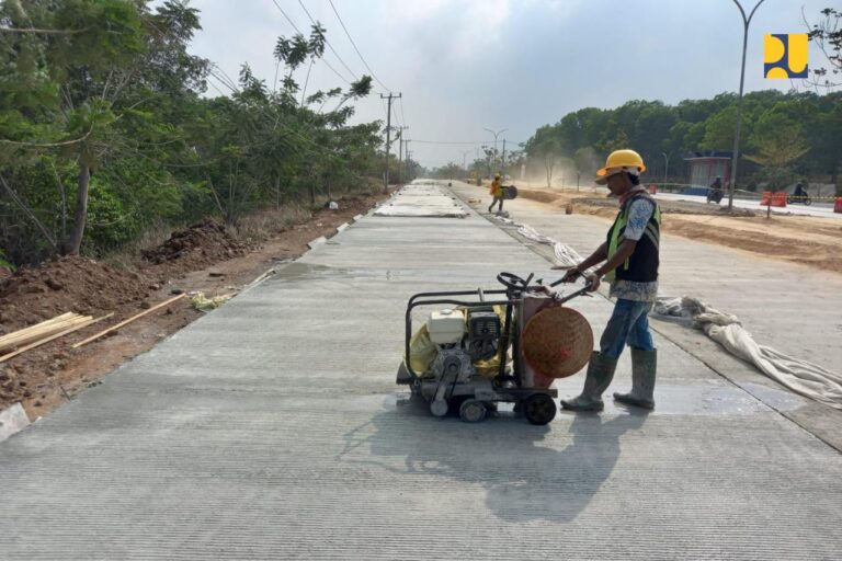 PUPR Percepat Pelaksanaan Inpres Jalan Daerah di Lampung, Progress Simpang Korpri – Purwotani Capai 70%