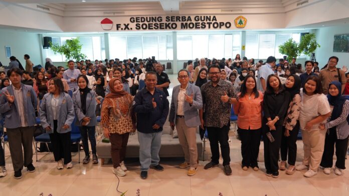 Kuliah Kebangsaan bagi Mahasiswa Angkatan 2023 Universitas Prof. Dr. Moestopo (Beragama) dengan tema 'Mahasiswa dan Moderasi Beragama'