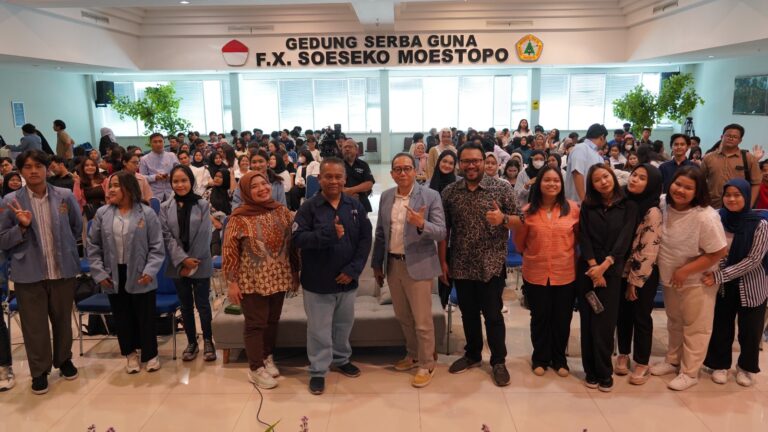 Kuliah Kebangsaan bagi Mahasiswa Angkatan 2023 Universitas Prof. Dr. Moestopo (Beragama) dengan tema 'Mahasiswa dan Moderasi Beragama'