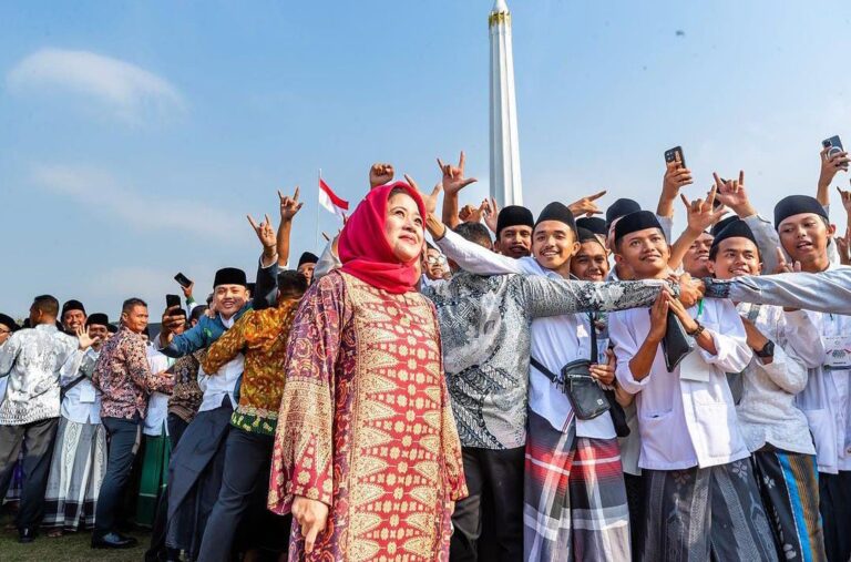 Hadiri Peringatan Hari Santri, Puan Yakin Santri Ikut Berperan Jaga Persatuan di Tahun Politik