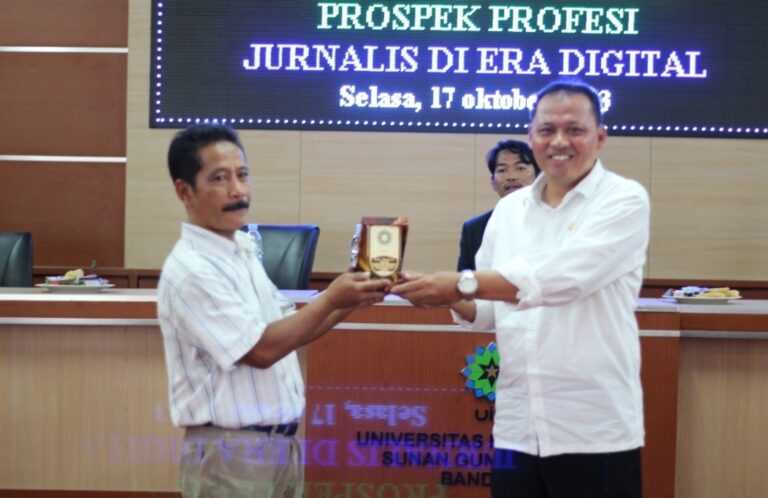 UIN Bandung Adakan Seminar Prospek Profesi Jurnalis di Era Digital