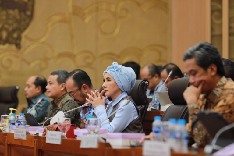 Dirut Paparkan Kinerja Hingga Kesiapan Jelang Nataru 2024, DPR Apresiasi Kinerja Pertamina