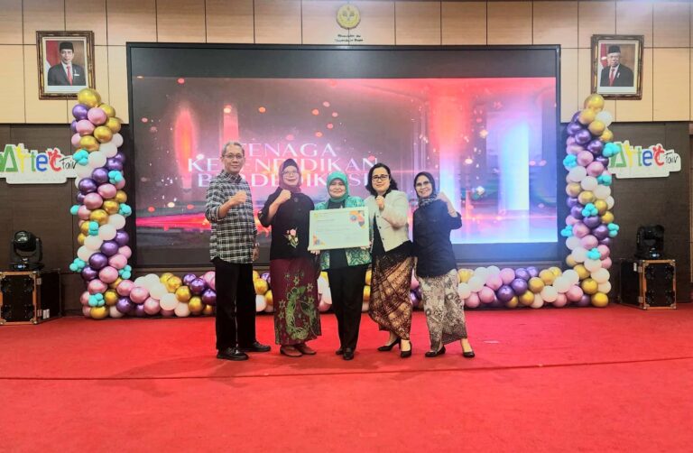 Magister Pendidikan Bahasa Indonesia UNJ Raih Penghargaan Prodi Terakreditasi Internasional