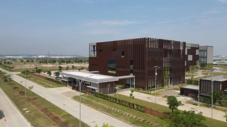 NeutraDC Ungkap Strategi Ekspansi dan Peran Vital Batam dalam Industri Data Center di Indonesia