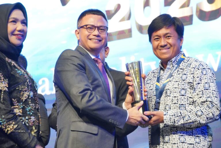 Terus Tingkatkan Pelayanan Berbasis SNI, Jasa Marga Kembali Raih Penghargaan Emas di Ajang SNI Award 2023