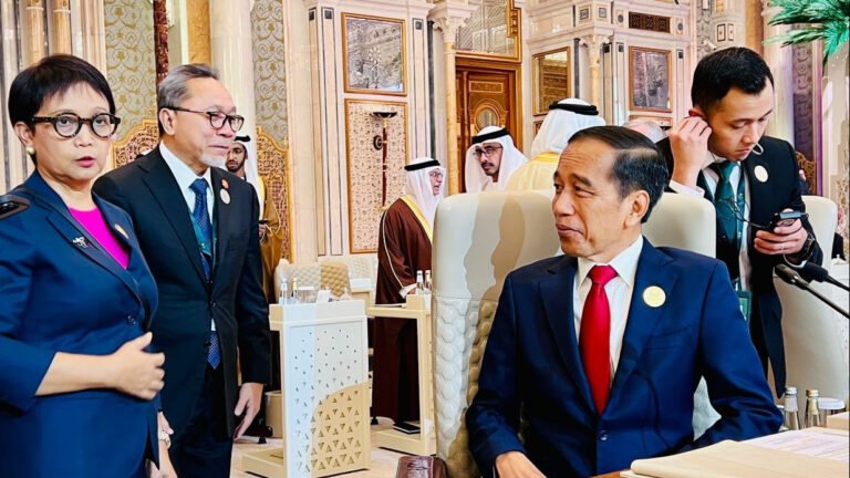 DPR Berharap atas Lawatan Jokowi ke KTT OKI Riyadh untuk Akhiri Kejahatan Perang Israel