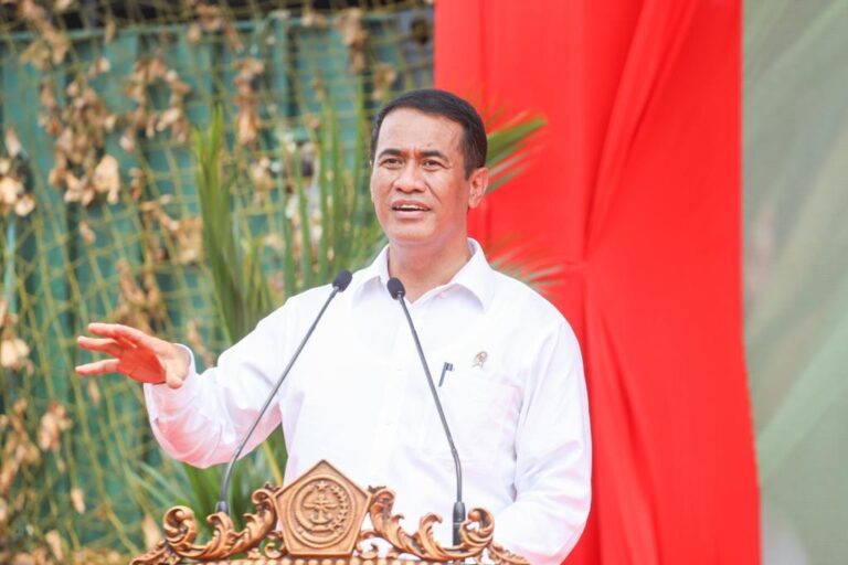 Mentan Amran Pastikan Kirim Bantuan Ke Distrik Amuma Papua