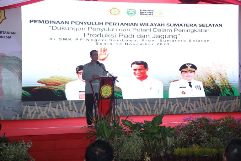 Tiba di Provinsi Sumsel, Mentan Amran Langsung Sapa Penyuluh Pertanian