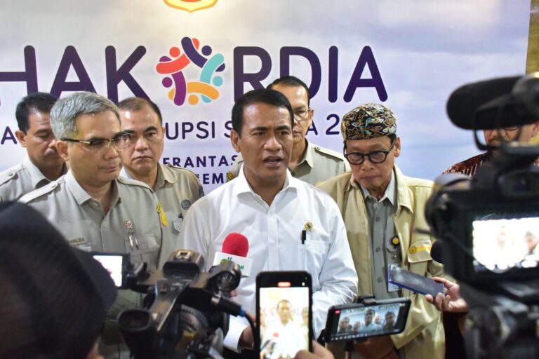Peringati Hakordia 2023, Amran Sulaiman Minta Jajarannya Perangi Korupsi Sampai ke Akarnya