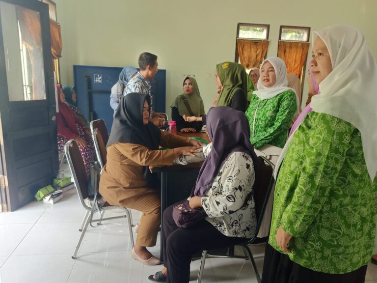 PP Fatayat NU Bersama Prudential Syariah Gelar Pelayanan Kesehatan Gratis