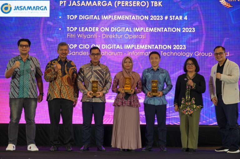 Jasa Marga Raih Tiga Penghargaan dalam Ajang TOP Digital Awards 2023