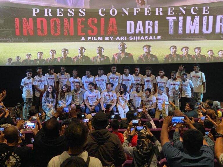 Film Indonesia dari Timur Padukan Sepak Bola, Keluarga dan Alam Papua