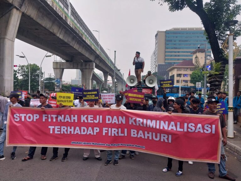Unjuk Rasa di Mabes Polri, Masa Aksi: Stop Kriminalisasi Firli Bahuri
