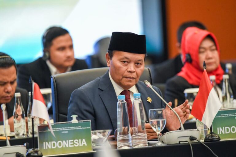 Kritisi Pernyataan Jokowi, HNW Ingatkan soal Penyalahgunaan Kekuasaan